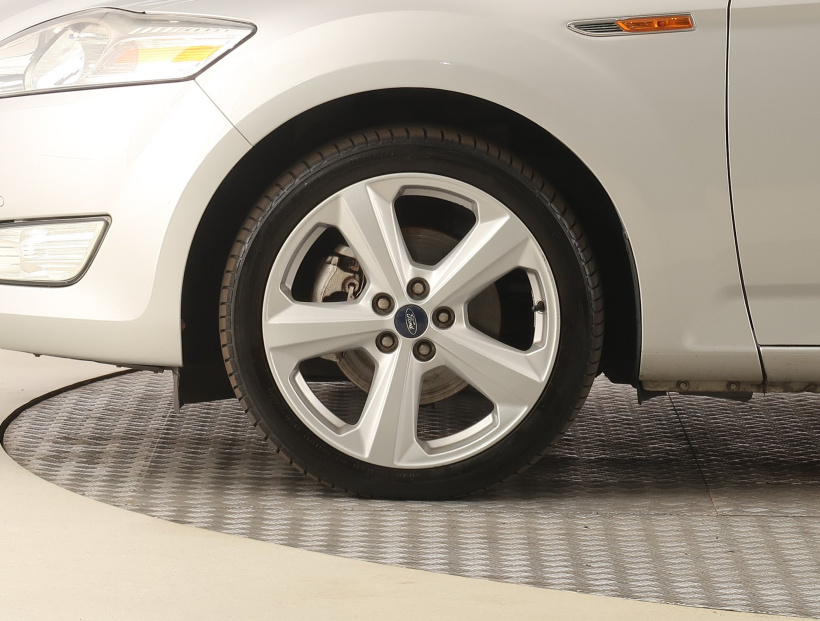 Ford Mondeo, 2009