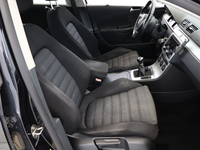 Volkswagen Passat, 2009