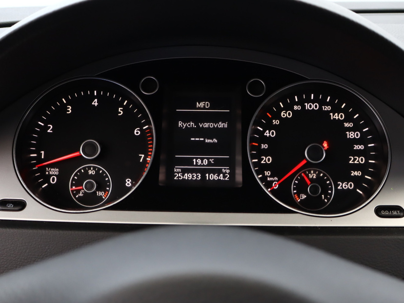 Volkswagen Passat, 2009