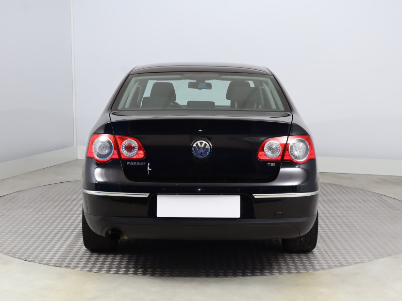 Volkswagen Passat, 2009