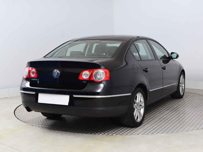 Volkswagen Passat, 2009