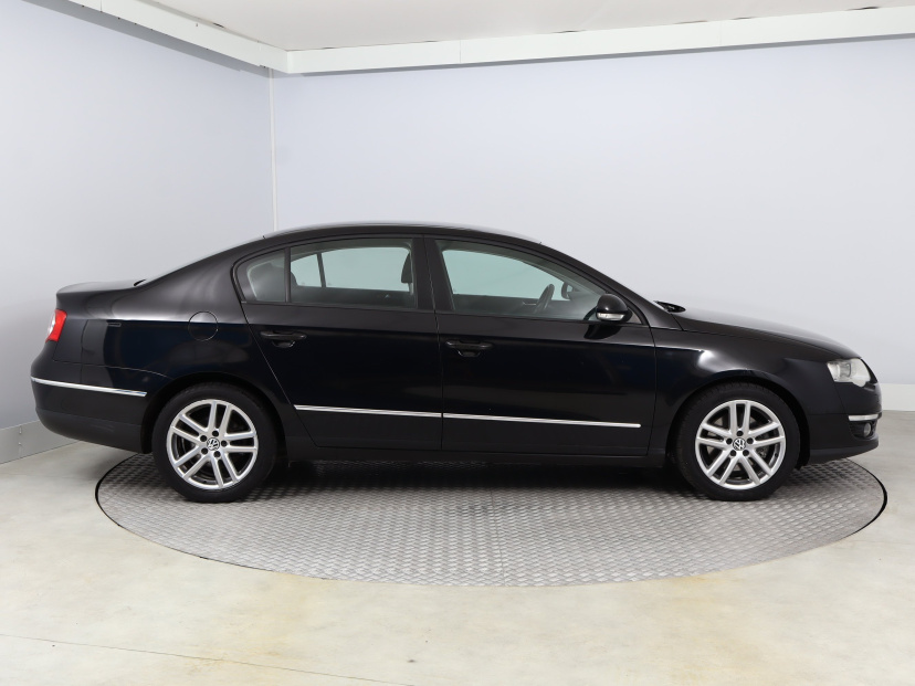 Volkswagen Passat, 2009