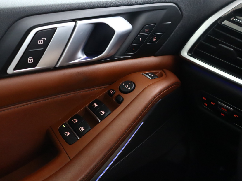 BMW X5, 2021