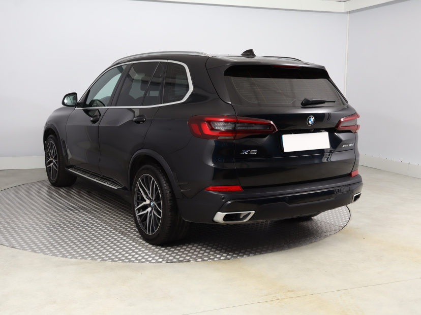 BMW X5, 2021