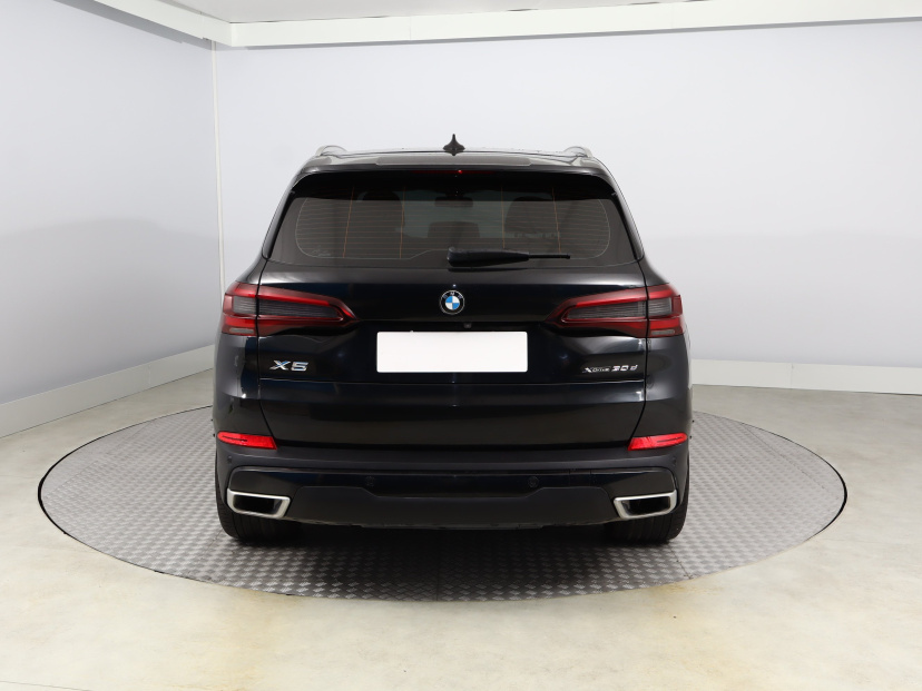 BMW X5, 2021