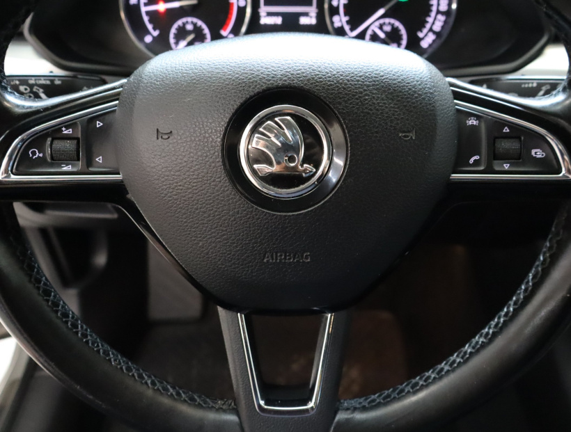 Škoda Superb, 2016