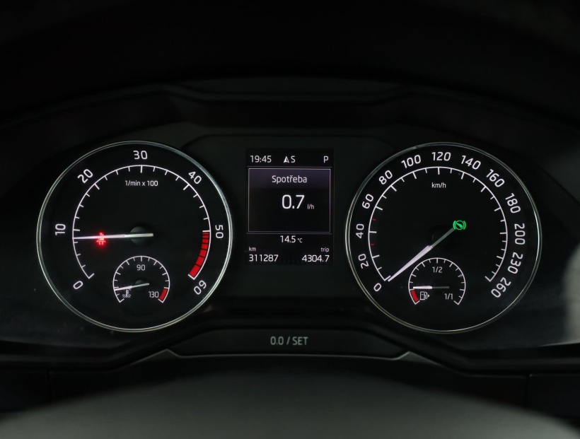 Škoda Superb, 2016