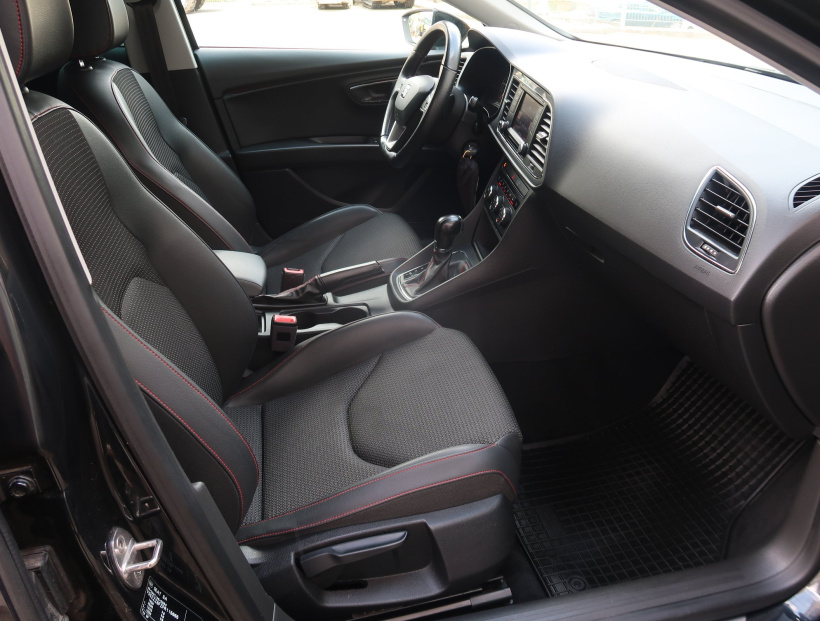 Seat Leon, 2015