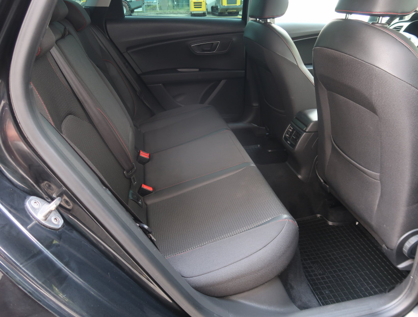 Seat Leon, 2015