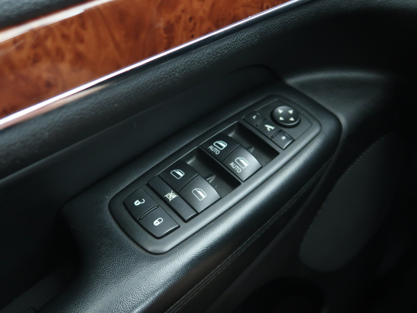 Jeep Grand Cherokee, 2012