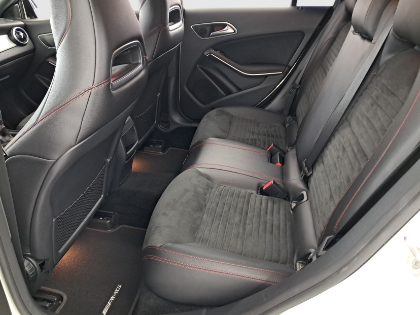 Mercedes-Benz CLA, 2015