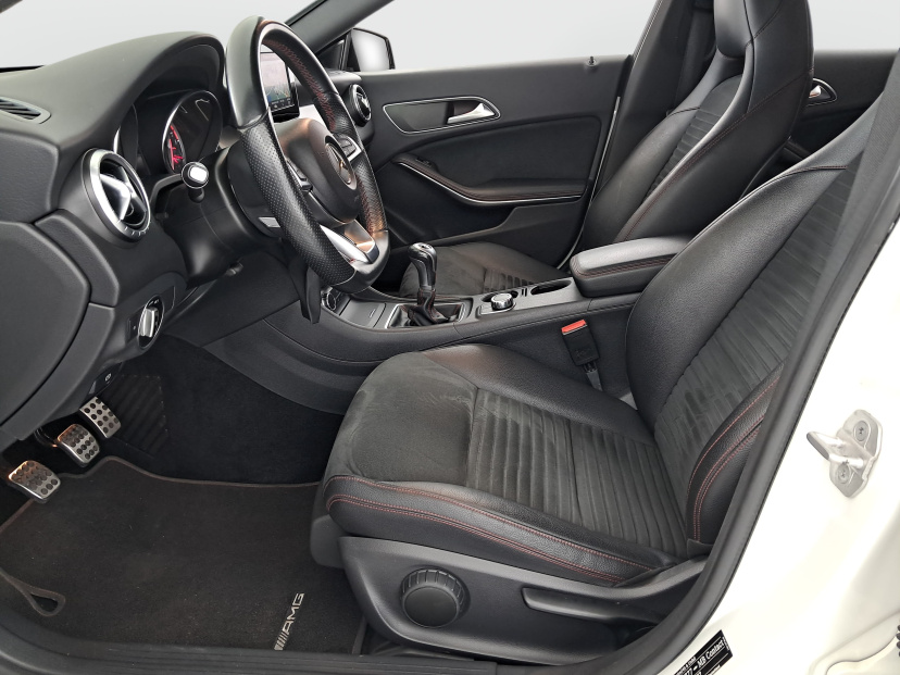 Mercedes-Benz CLA, 2015