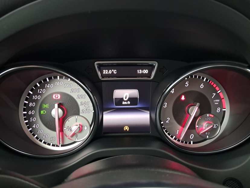 Mercedes-Benz CLA, 2015
