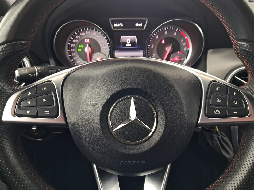 Mercedes-Benz CLA, 2015