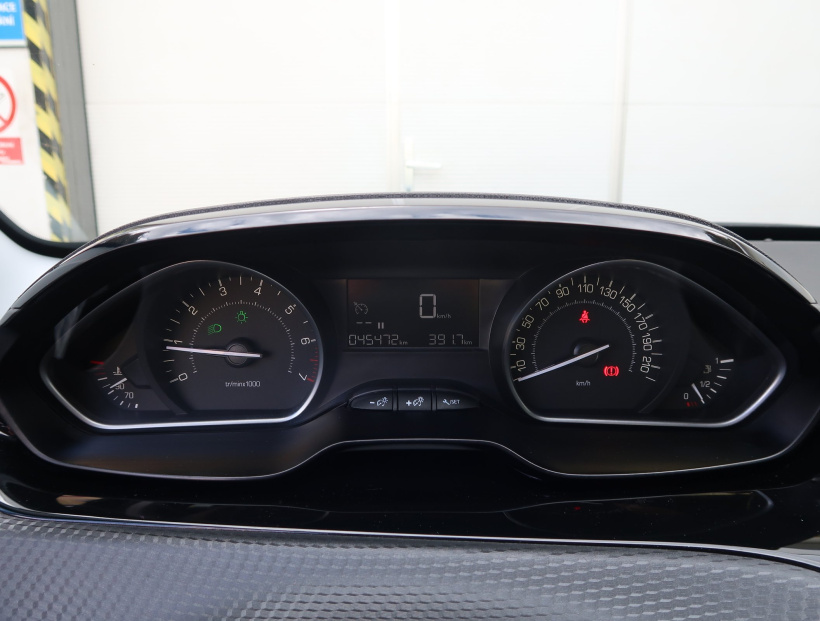 Peugeot 2008, 2019