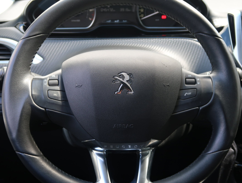 Peugeot 2008, 2019