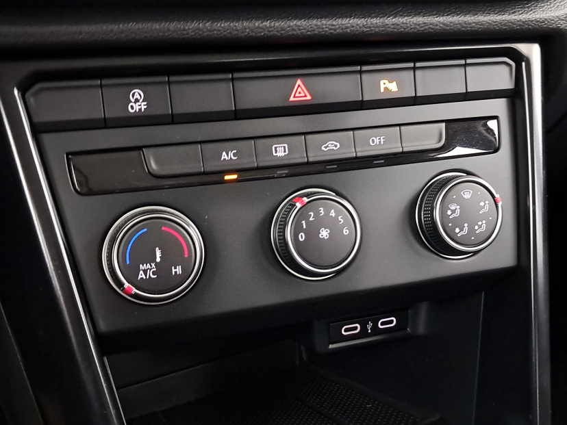 Volkswagen T-Roc, 2021