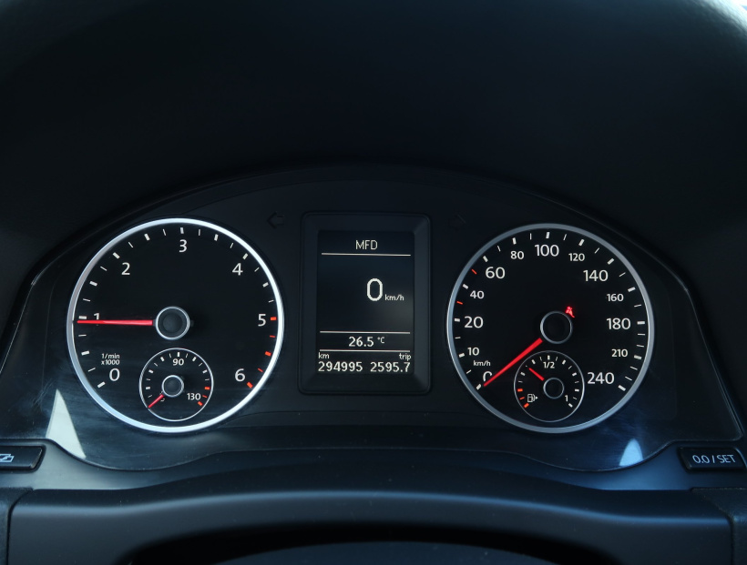 Volkswagen Tiguan, 2011