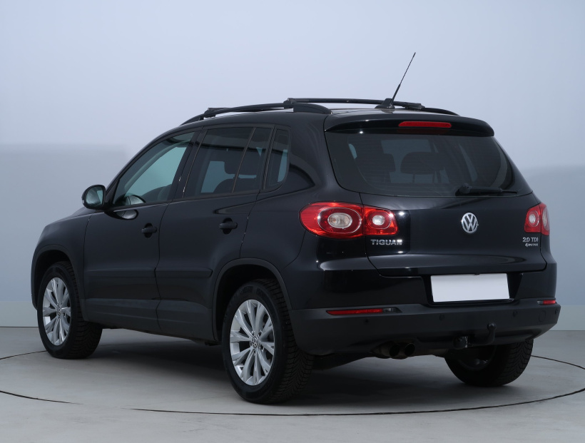 Volkswagen Tiguan, 2011