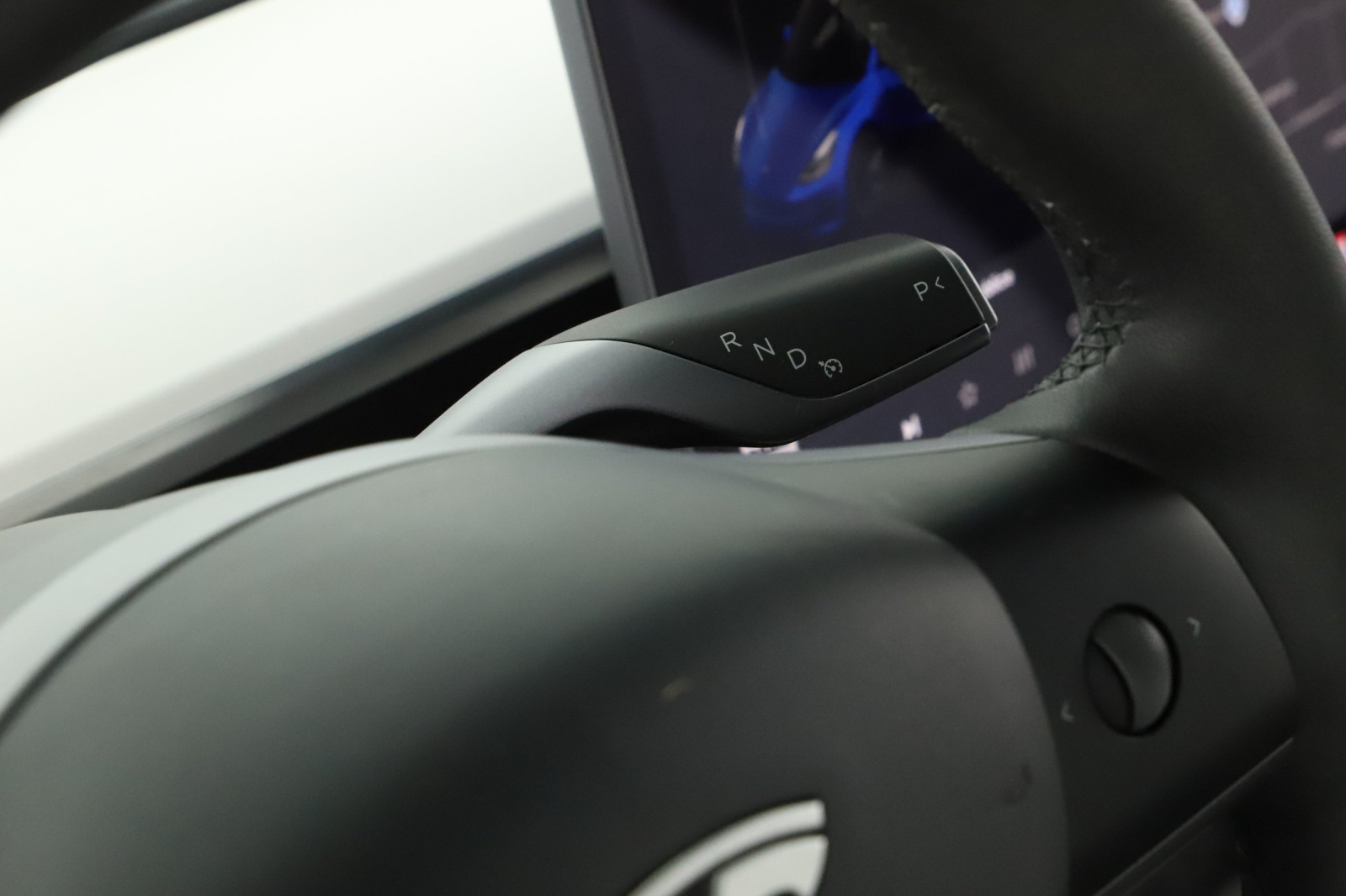 Tesla Model 3 Long Range AWD – fotografie 17