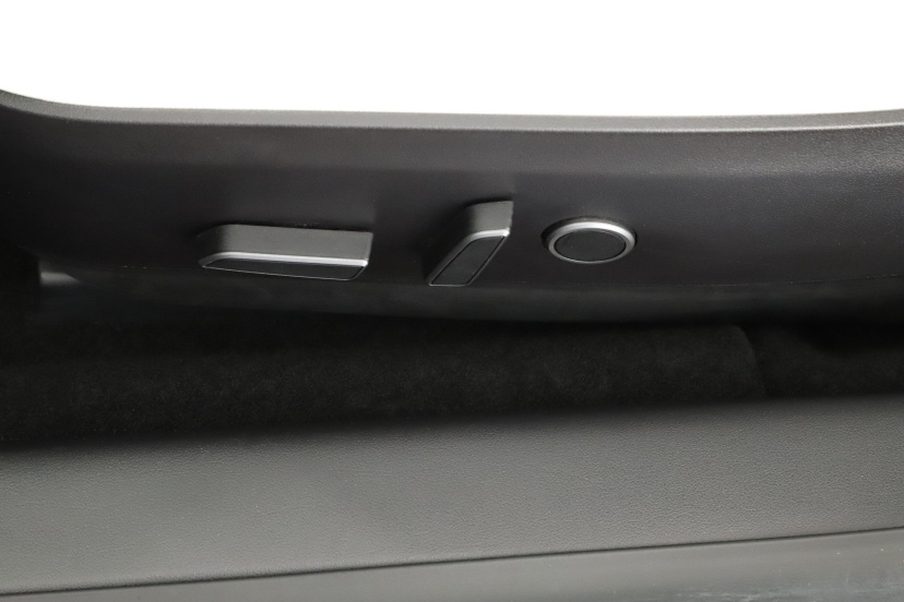 Tesla Model 3, 2020