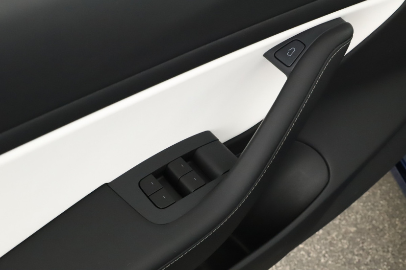 Tesla Model 3, 2020