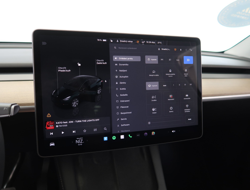 Tesla Model Y, 2023