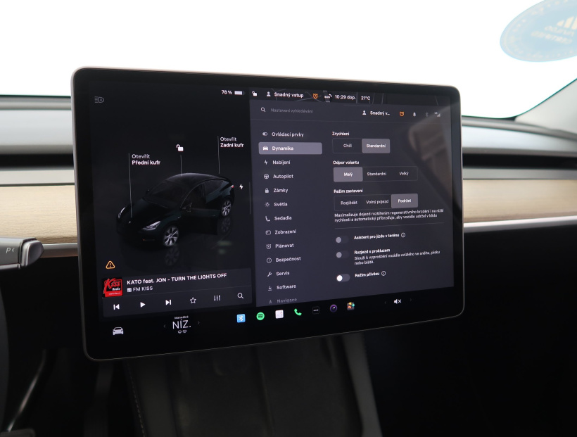 Tesla Model Y, 2023