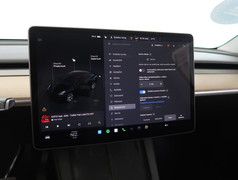 Tesla Model Y, 2023