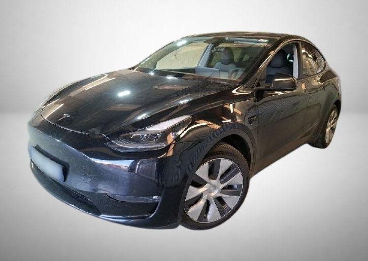 Tesla Model Y, 2023