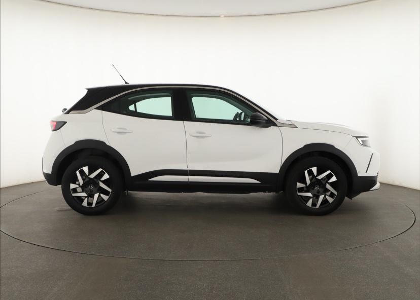 Opel Mokka, 2024