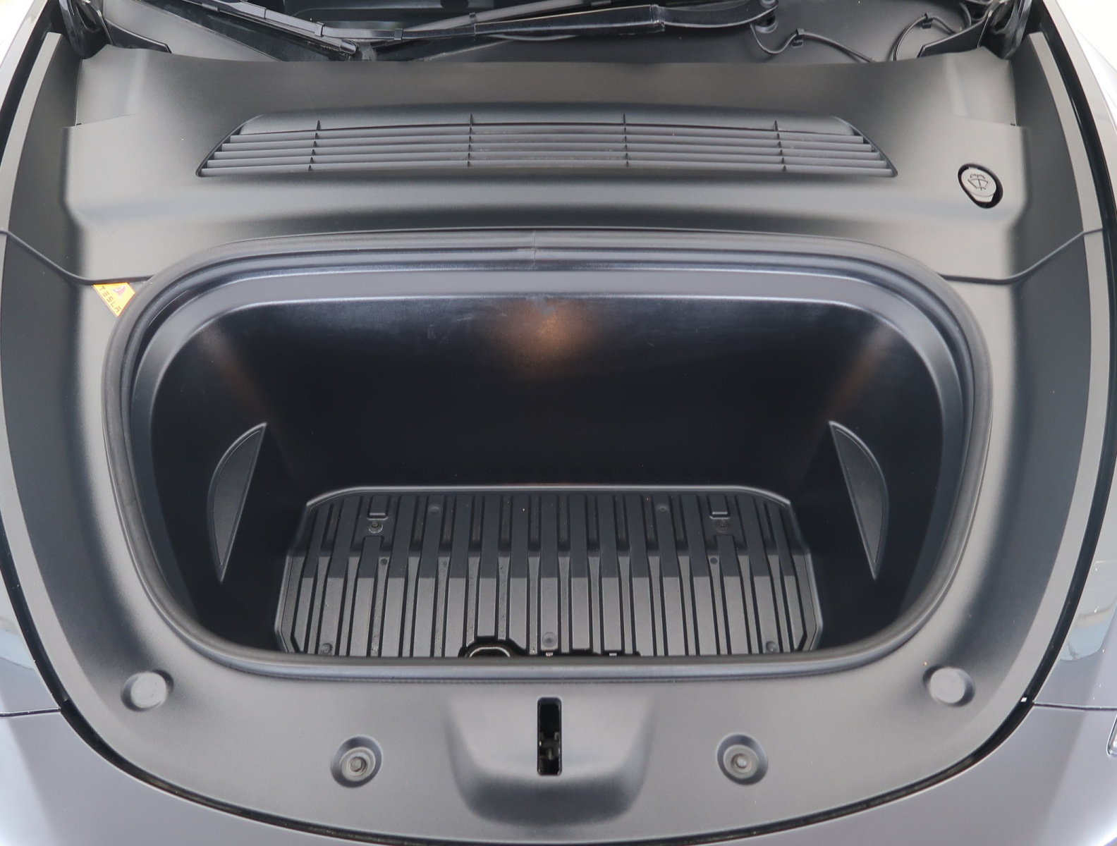 Tesla Model Y Standard Range – fotografie 24
