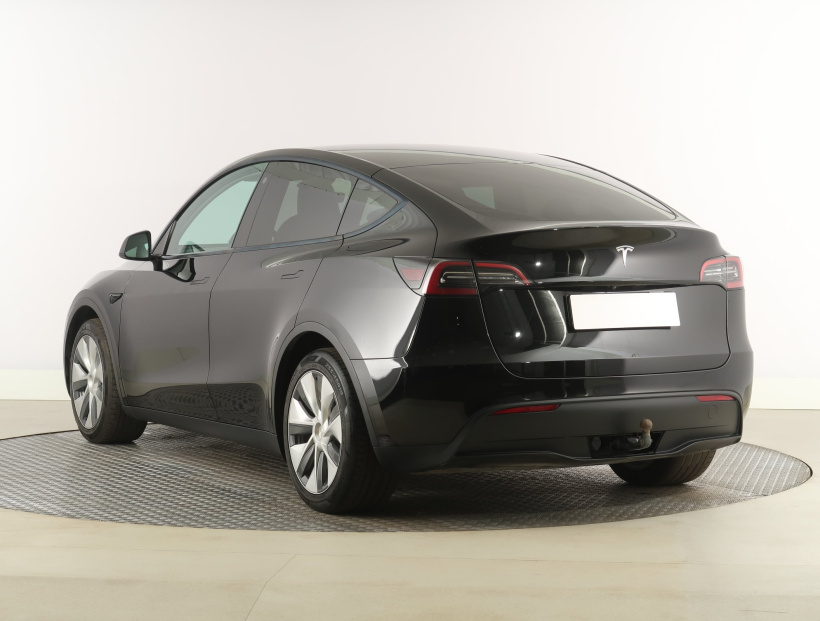 Tesla Model Y, 2023