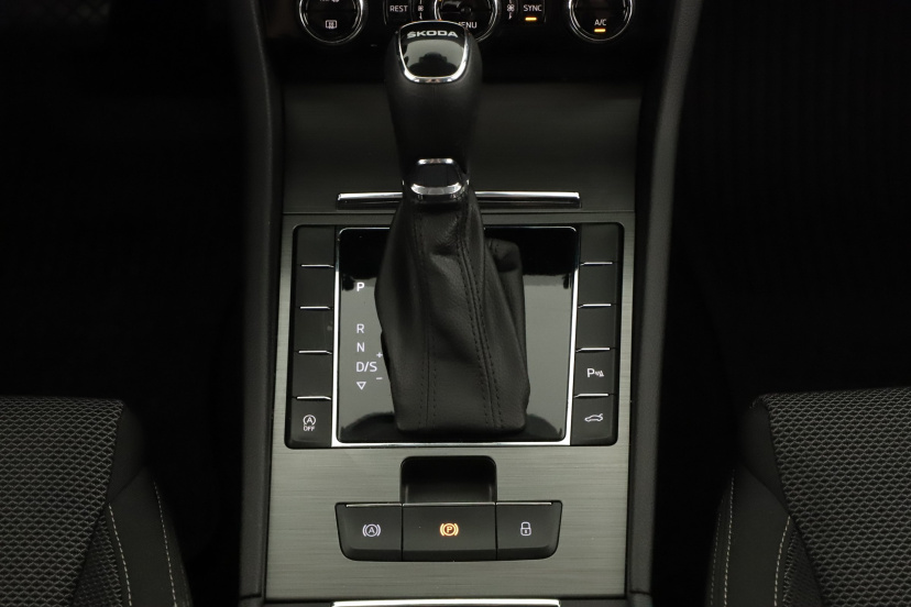 Škoda Superb, 2022