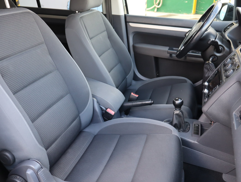 Volkswagen Touran, 2009