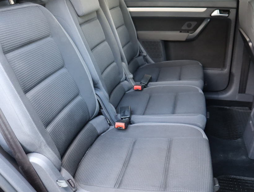 Volkswagen Touran, 2009