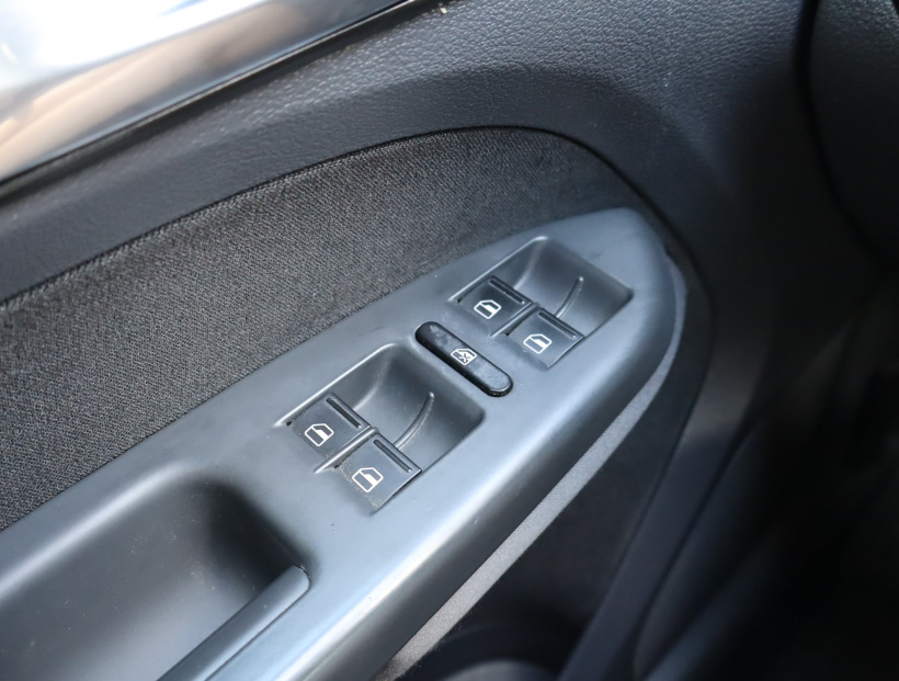 Volkswagen Touran, 2009