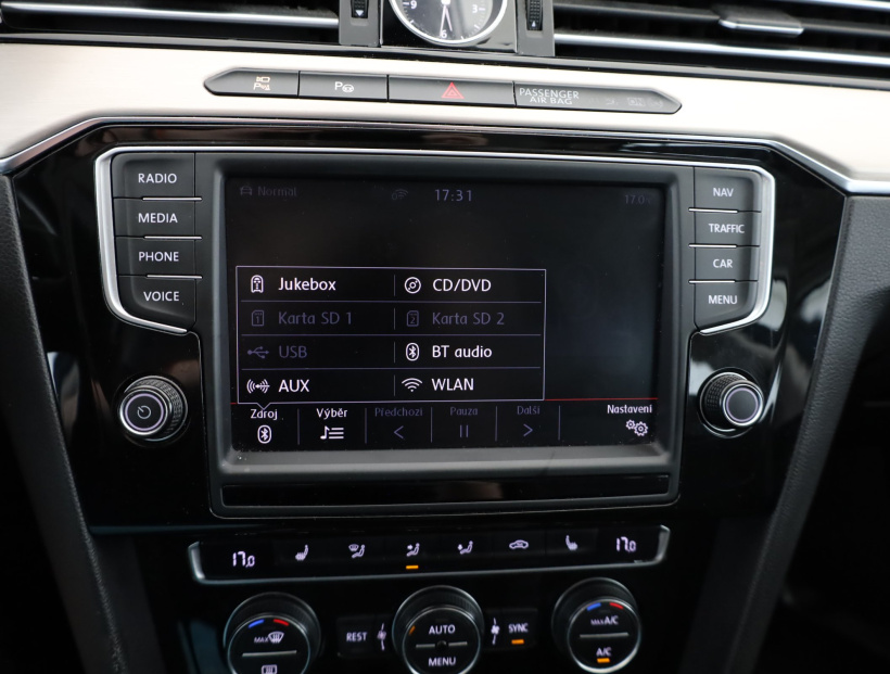 Volkswagen Passat, 2015