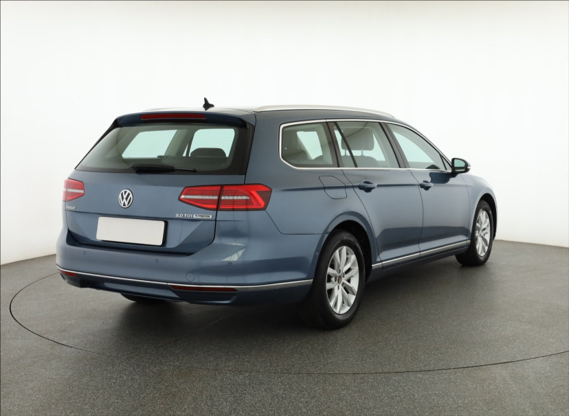 Volkswagen Passat, 2015