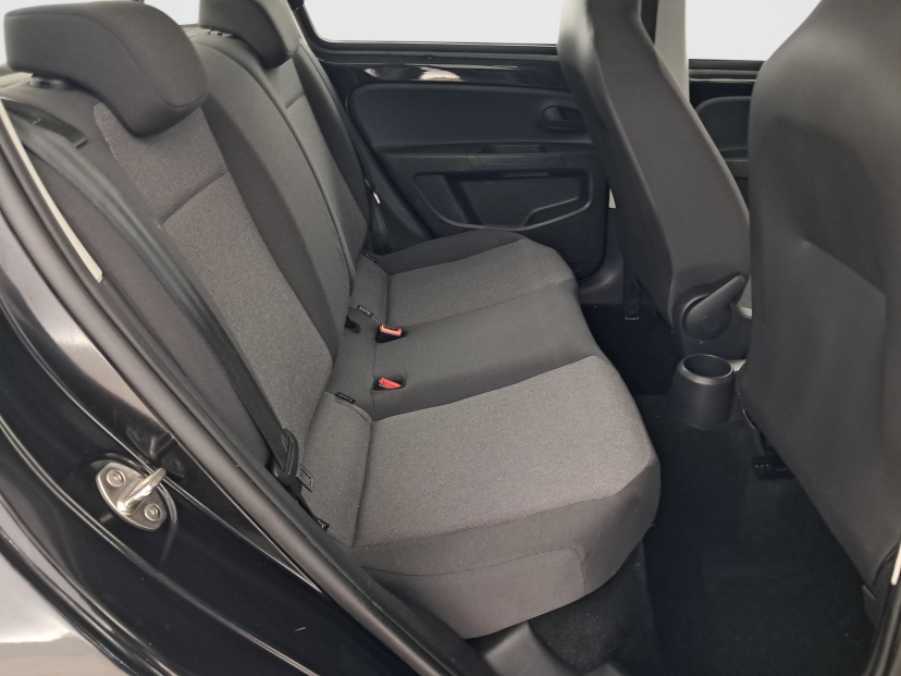 Volkswagen Up!, 2014