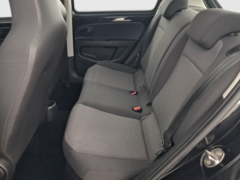 Volkswagen Up!, 2014