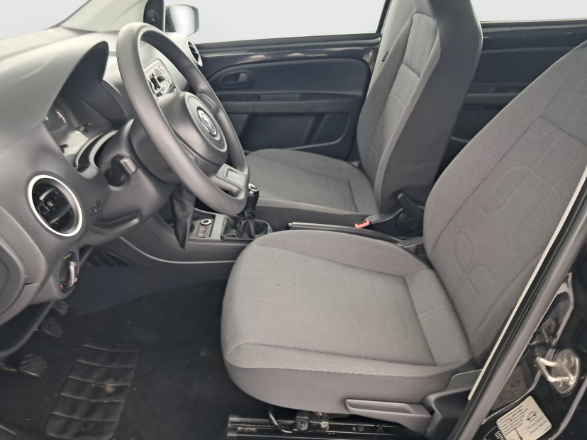 Volkswagen Up!, 2014
