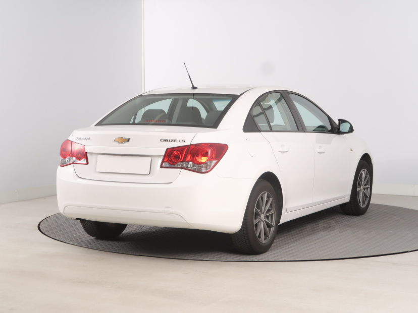 Chevrolet Cruze, 2009