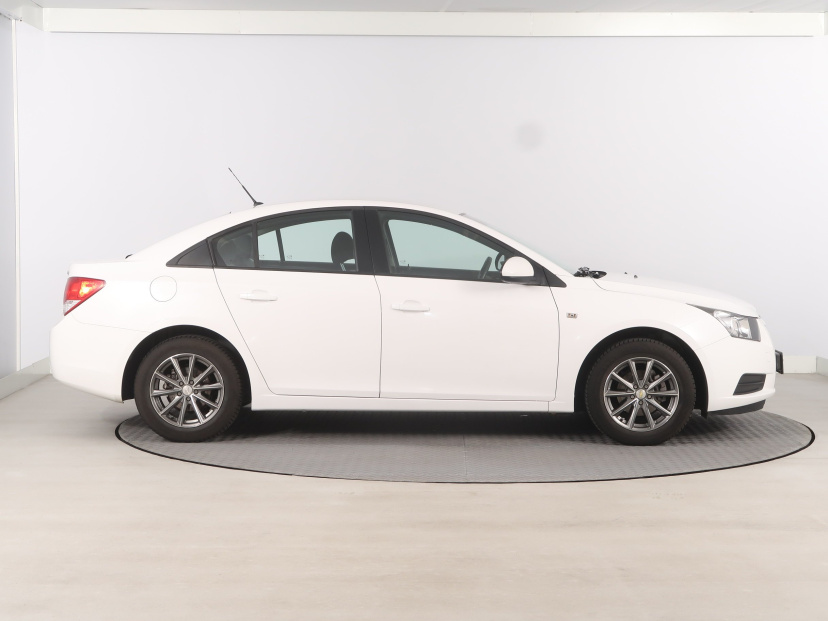 Chevrolet Cruze, 2009