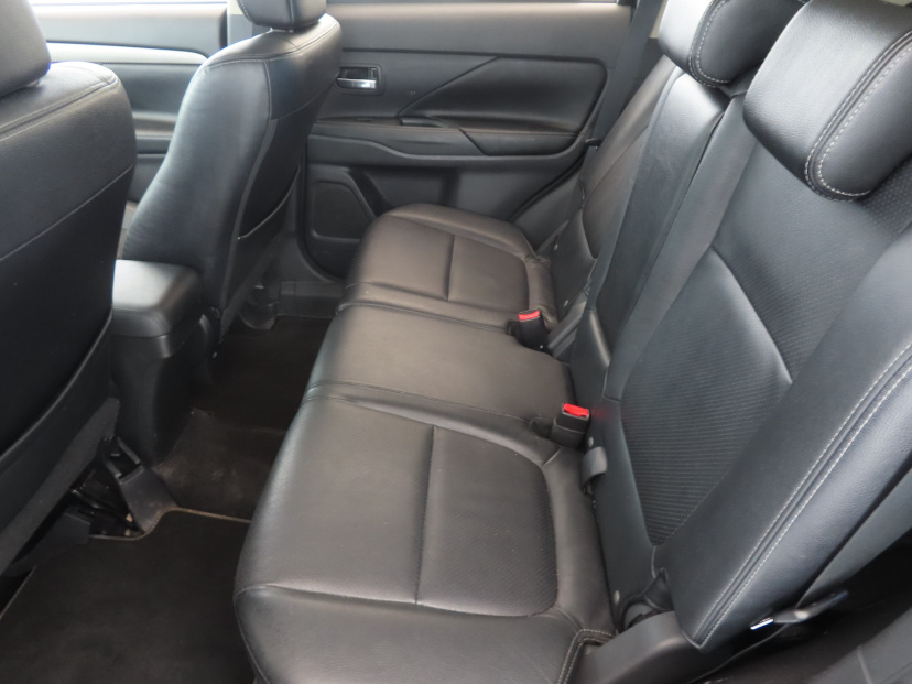 Mitsubishi Outlander, 2014