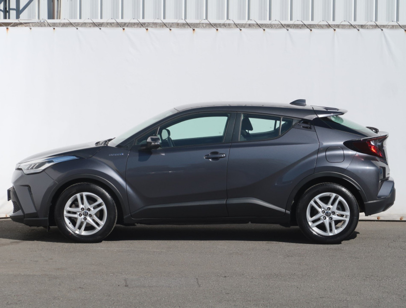 Toyota C-HR, 2022