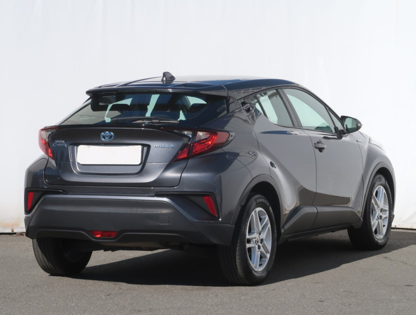 Toyota C-HR, 2022