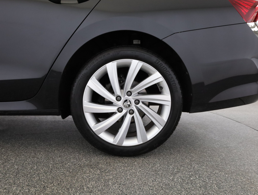Škoda Octavia, 2024