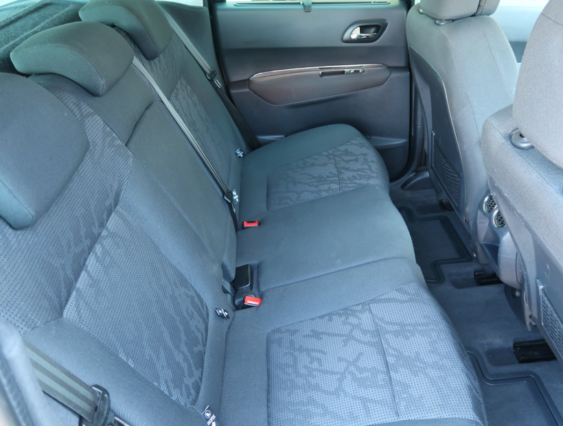 Peugeot 3008, 2012