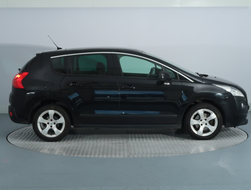 Peugeot 3008, 2012